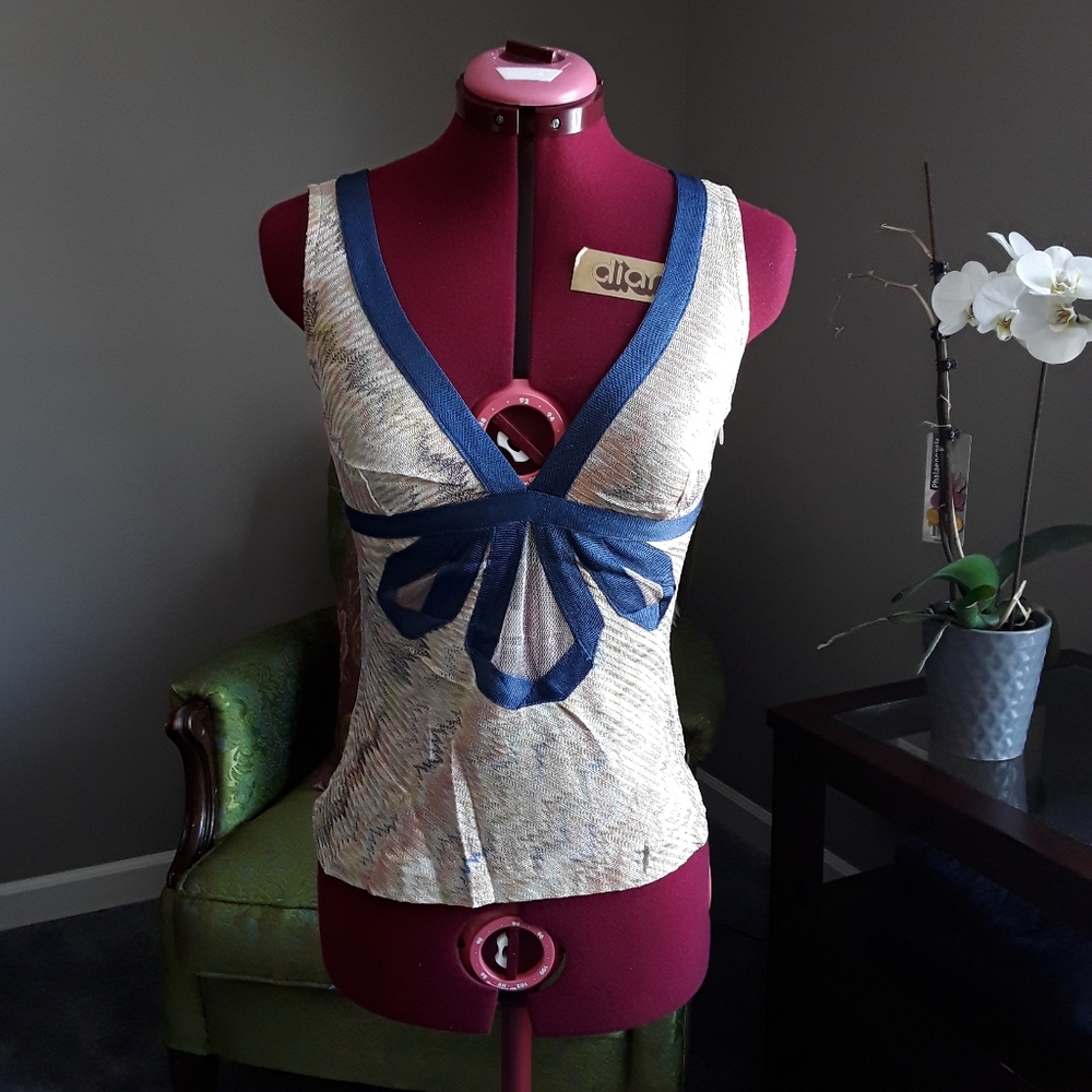 BNWT Missoni sleeveless top